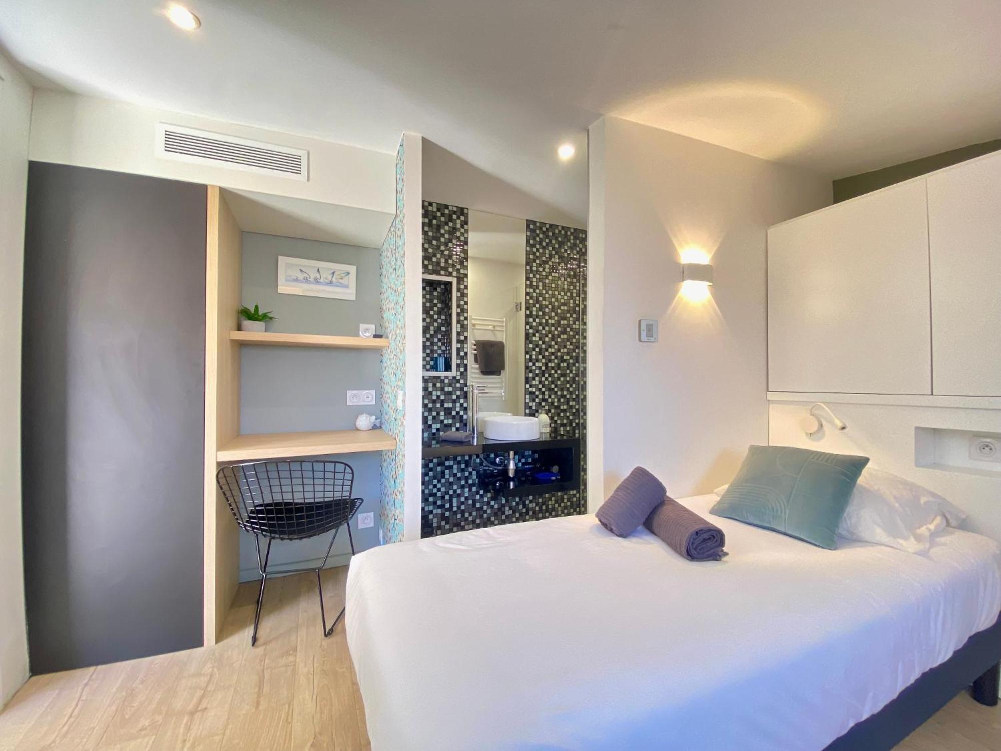Luxury "Les Toits Du Soleil" - Magnifique Appartement Avec Terrasses Et Jacuzzi - Centre De Cannes - By Scls Locations Bagian luar foto